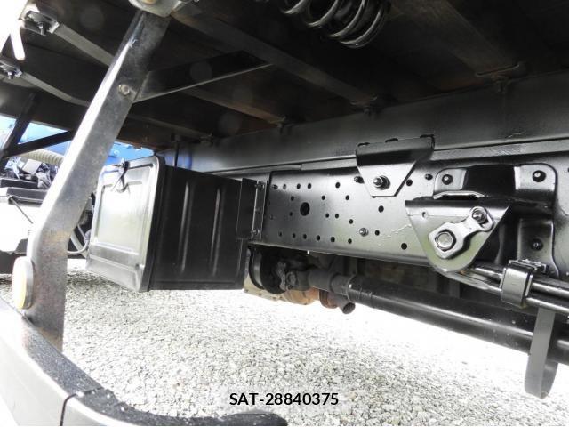 Hino DUTRO 2014-12 8658835-19