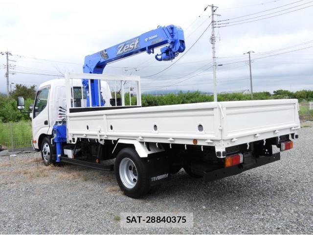Hino DUTRO 2014-12 8658835-5