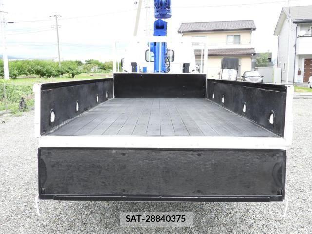 Hino DUTRO 2014-12 8658835-7