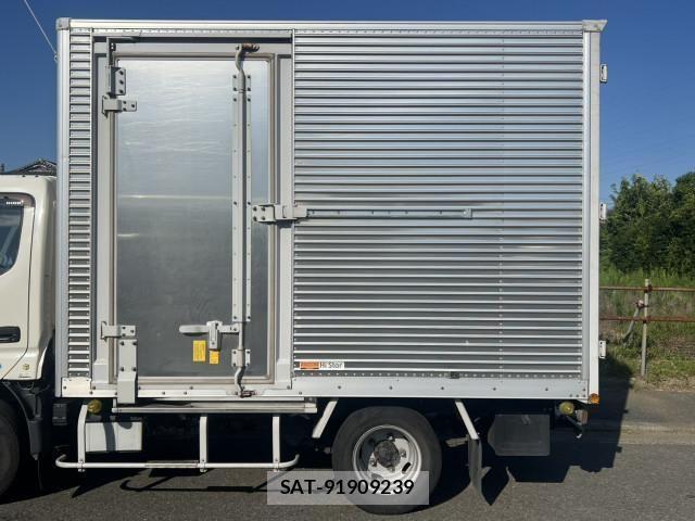 Hino DUTRO 2022-08 8658834-6