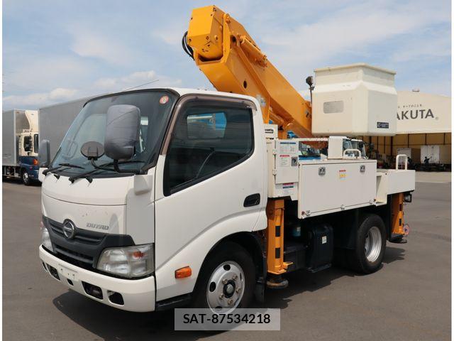 Hino DUTRO 2014-08 8658851-0