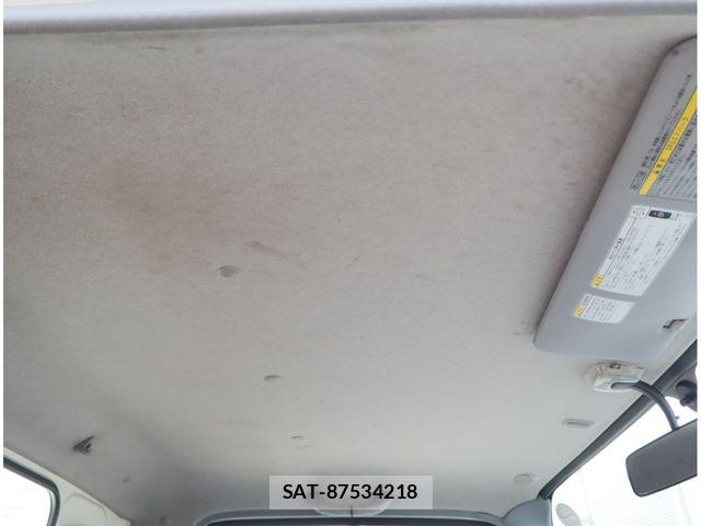 Hino DUTRO 2014-08 8658851-25