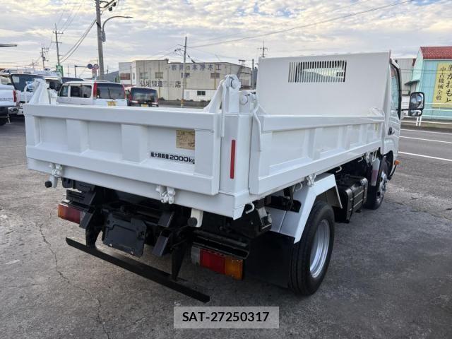 Hino DUTRO 2015-11 8658847-2