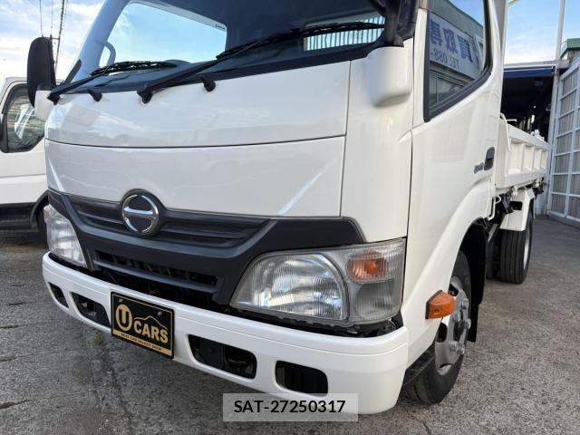 Hino DUTRO 2015-11 8658847-8