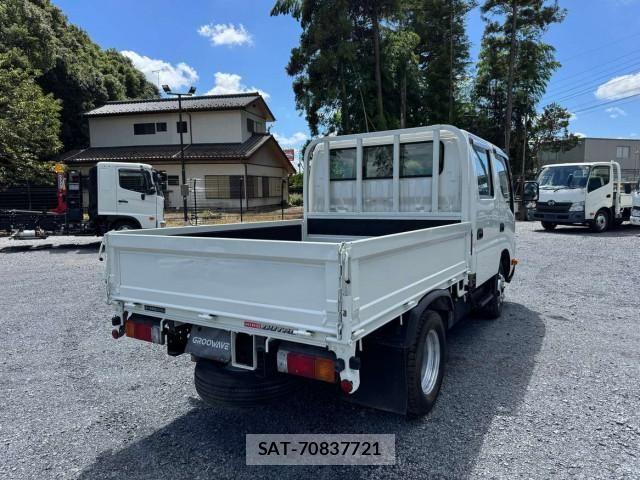 Hino DUTRO 2019-06 8658841-5