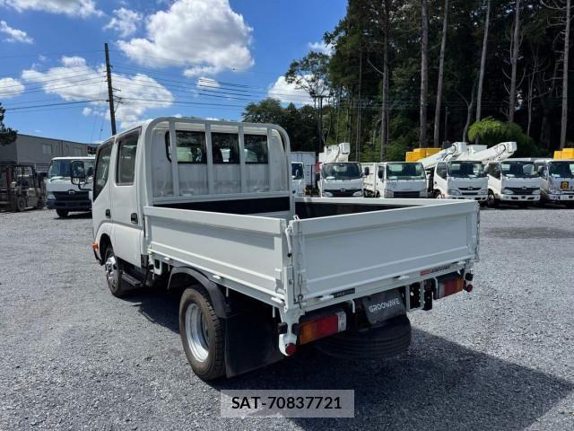 Hino DUTRO 2019-06 8658841-6