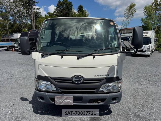 Hino DUTRO 2019-06 8658841-7