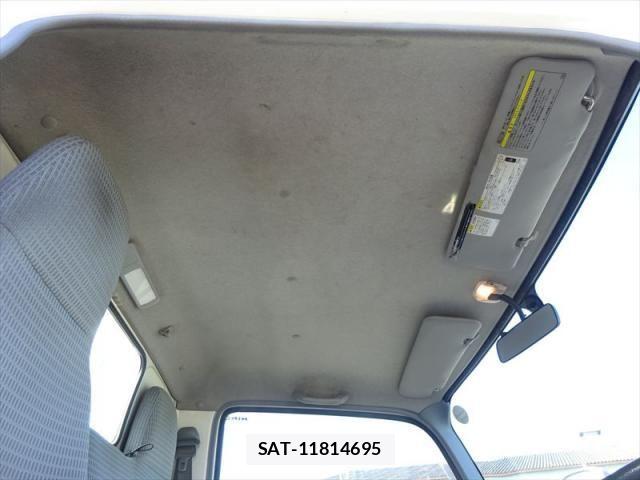 Hino DUTRO 2013-08 8658849-20