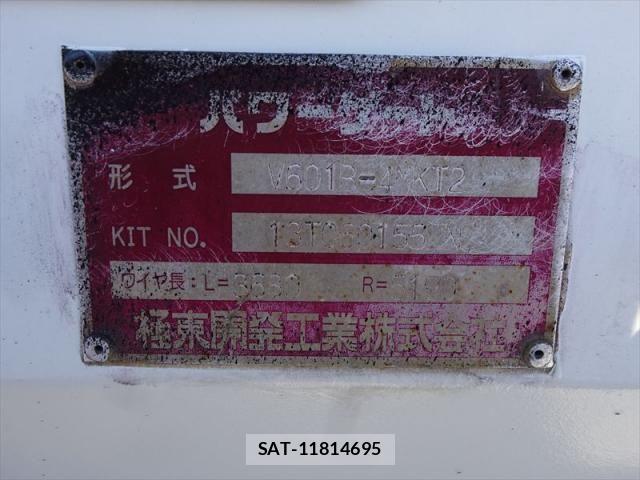 Hino DUTRO 2013-08 8658849-24