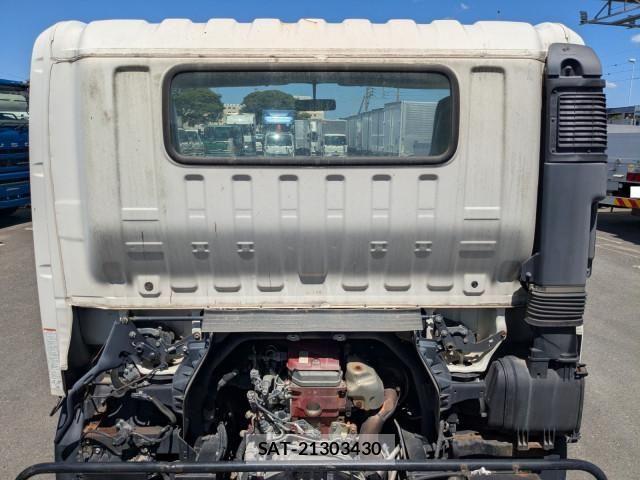 Hino DUTRO 2017-02 8658827-17