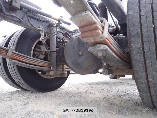 Hino DUTRO 2012-10 8658848-19
