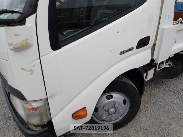 Hino DUTRO 2012-10 8658848-24