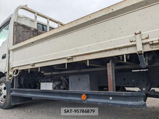 Hino DUTRO 2019-10 8658839-20