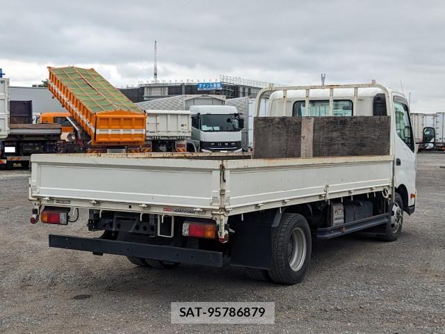 Hino DUTRO 2019-10 8658839-4