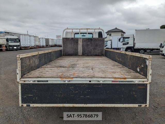 Hino DUTRO 2019-10 8658839-8