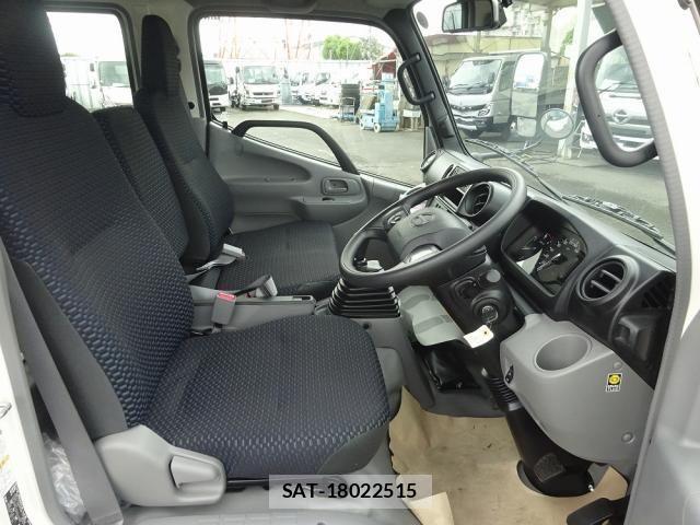 Hino DUTRO 2026-01 8685472-7