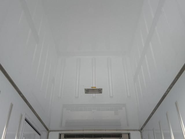 Hino DUTRO 2024-09 8732874-10