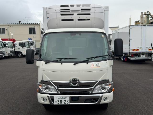 Hino DUTRO 2024-09 8732874-1