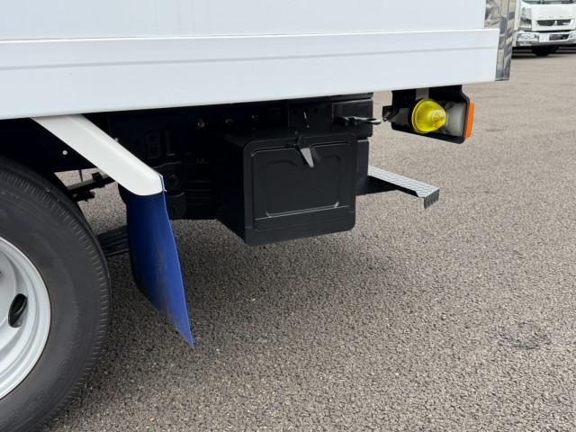 Hino DUTRO 2024-09 8732874-24