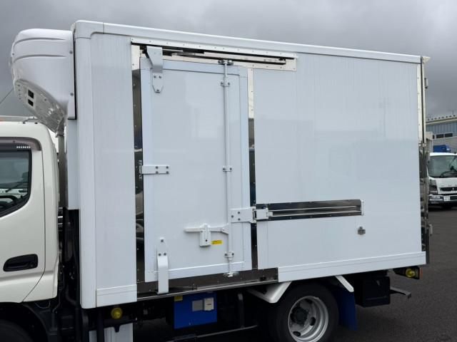 Hino DUTRO 2024-09 8732874-6