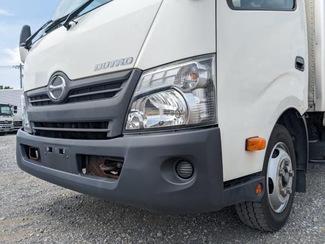 Hino DUTRO 2019-07 8732882-21