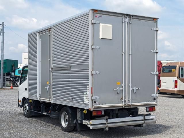 Hino DUTRO 2019-07 8732882-2