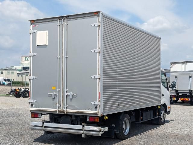 Hino DUTRO 2019-07 8732882-3