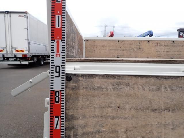 Hino DUTRO 2019-03 8732914-12