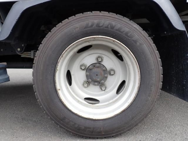 Hino DUTRO 2019-03 8732914-25