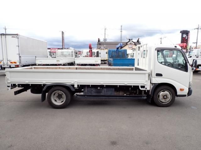 Hino DUTRO 2019-03 8732914-3