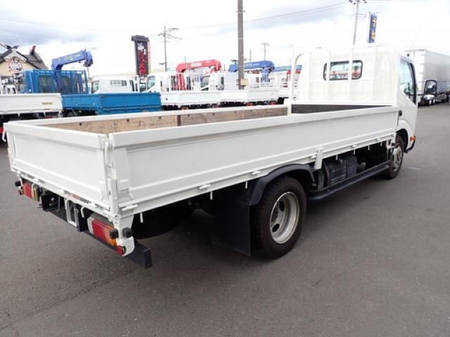 Hino DUTRO 2019-03 8732914-4
