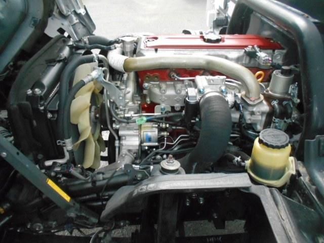 Hino DUTRO 2010-09 8732908-19