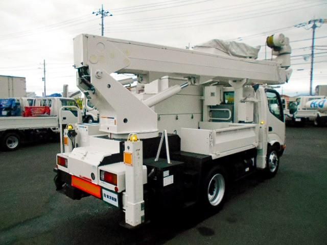 Hino DUTRO 2010-09 8732908-3
