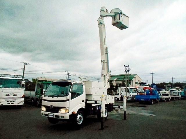 Hino DUTRO 2010-09 8732908-6