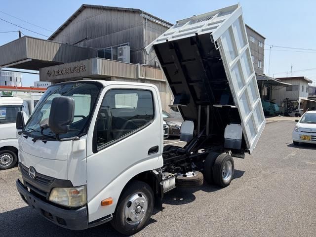 Hino DUTRO 2012-08 8732913-1