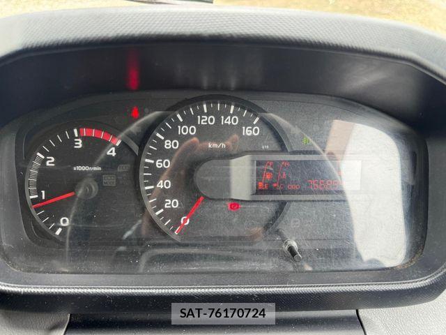 Hino DUTRO 2017-08 8741796-16