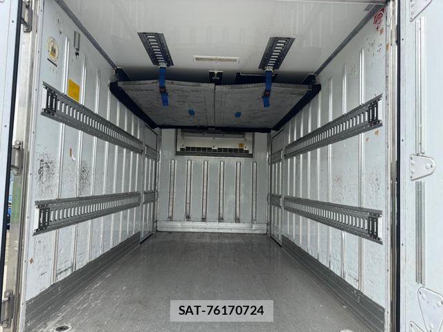 Hino DUTRO 2017-08 8741796-27