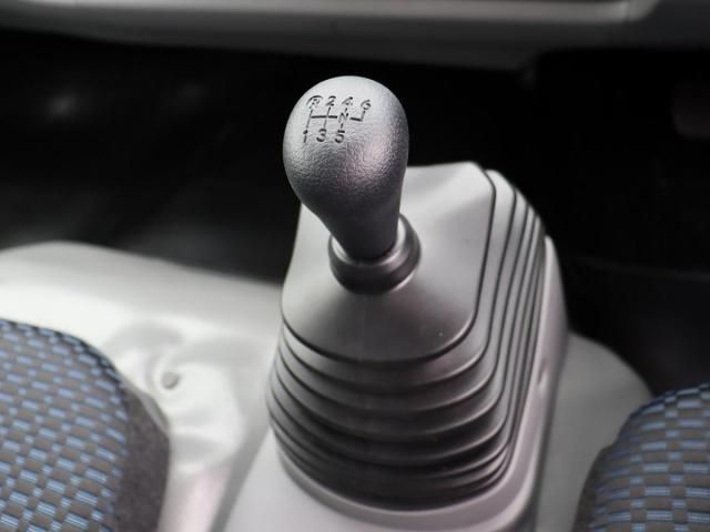 Hino DUTRO 2026-01 8732877-27