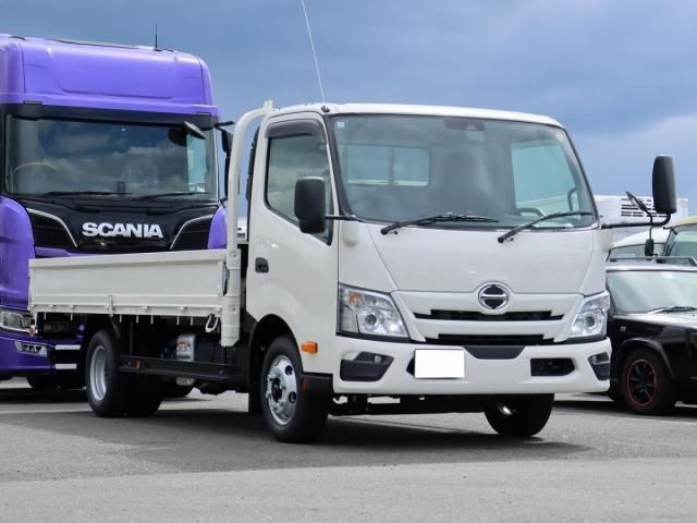 Hino DUTRO 2026-01 8732877-2