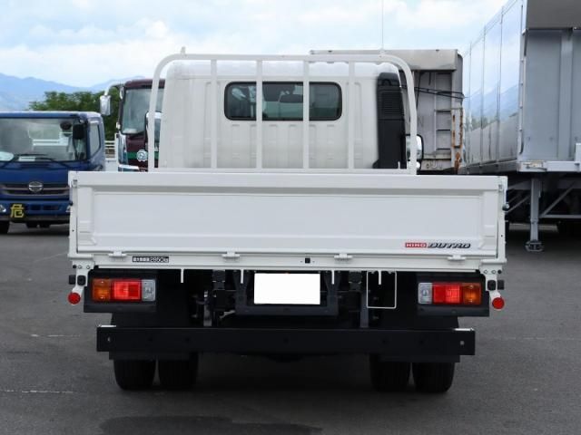 Hino DUTRO 2026-01 8732877-6