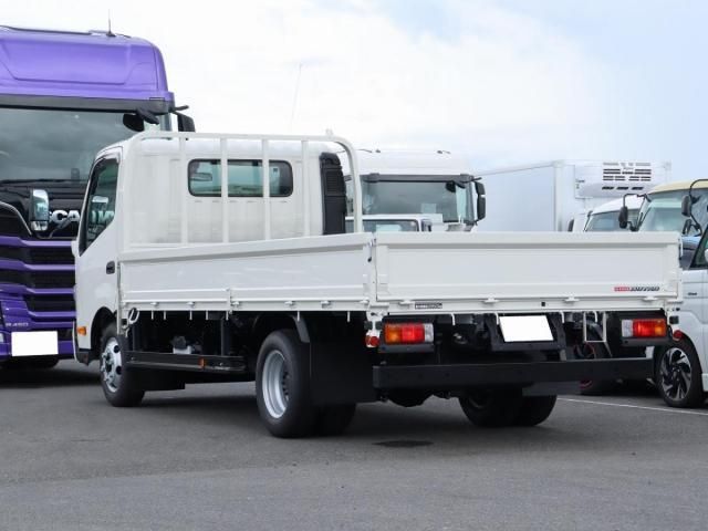 Hino DUTRO 2026-01 8732877-7