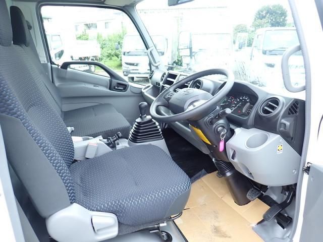 Hino DUTRO 2026-01 8732871-14