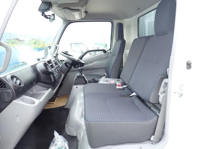 Hino DUTRO 2026-01 8732871-16