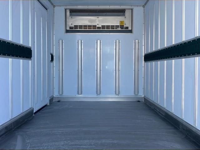 Hino DUTRO 2026-02 8732870-7