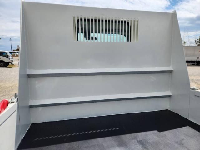 Hino DUTRO 2022-10 8732878-19
