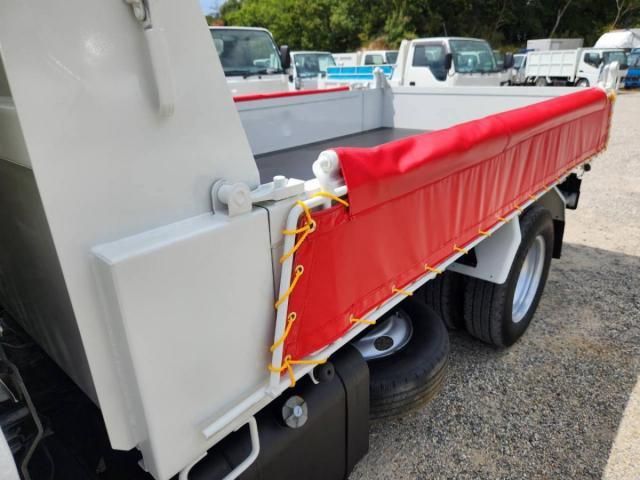 Hino DUTRO 2022-10 8732878-23