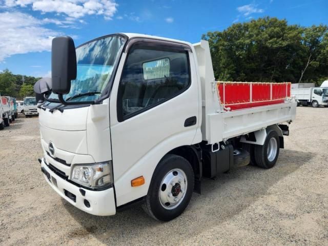 Hino DUTRO 2022-10 8732878-3