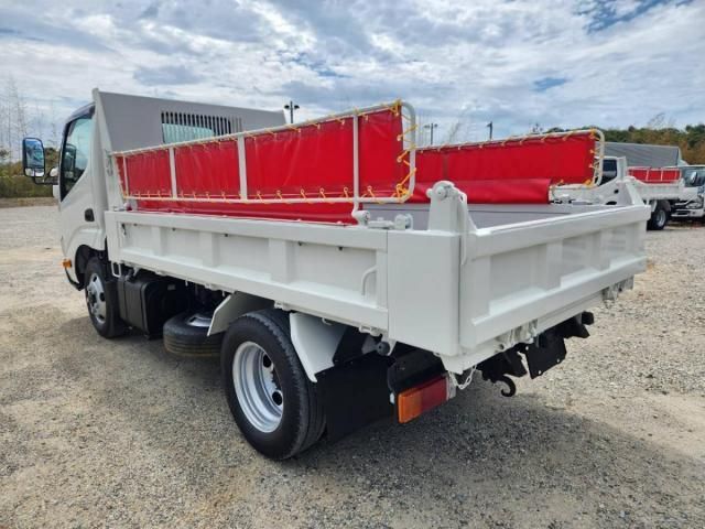 Hino DUTRO 2022-10 8732878-5