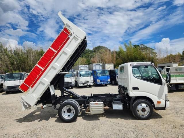 Hino DUTRO 2022-10 8732878-8