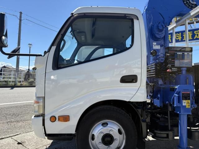 Hino DUTRO 2014-07 8732886-15